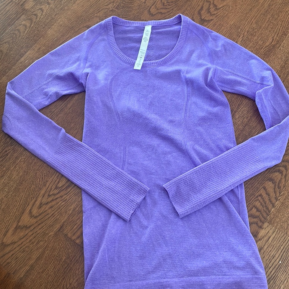 Lululemon Size 4 Swiftly Tech Long Sleeve